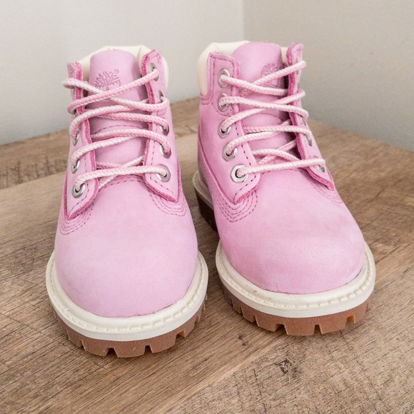NWB Timberland baby fall boots. pink. Size 4 - Picture 2 of 5